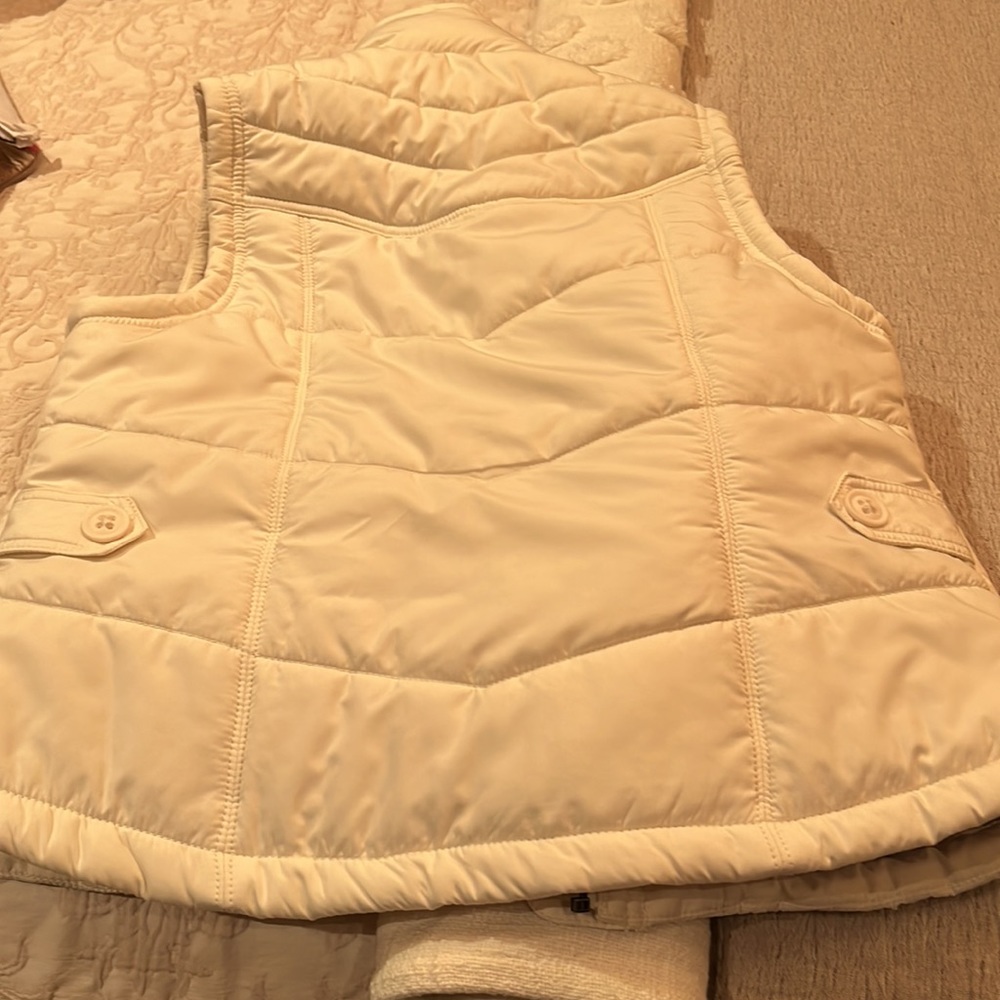 Sonoma quilted puffer vest - Picture 5 of 5